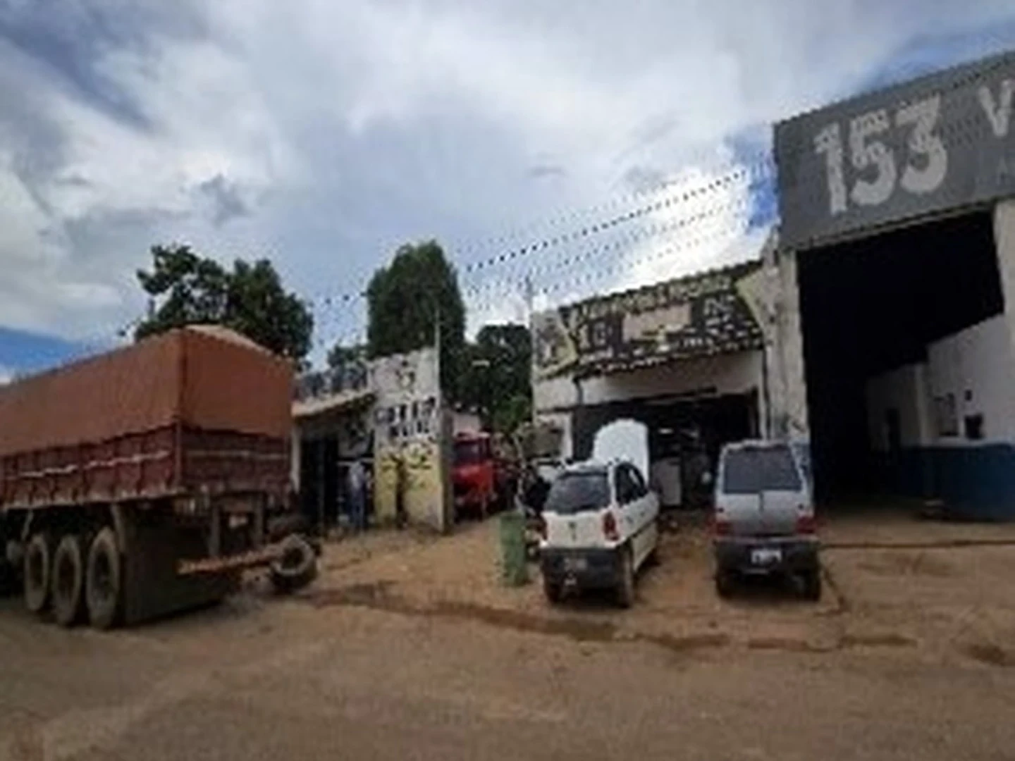 Prédio - Uruacu, GO - foto 1