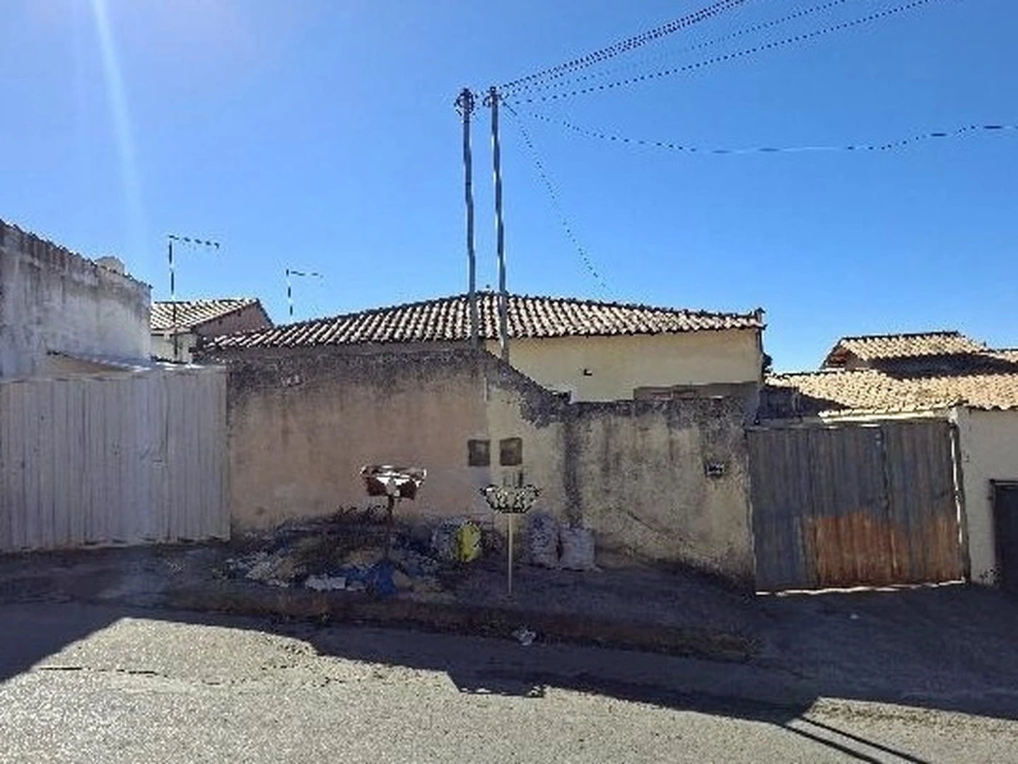 Casa - Esmeraldas, MG - foto 1