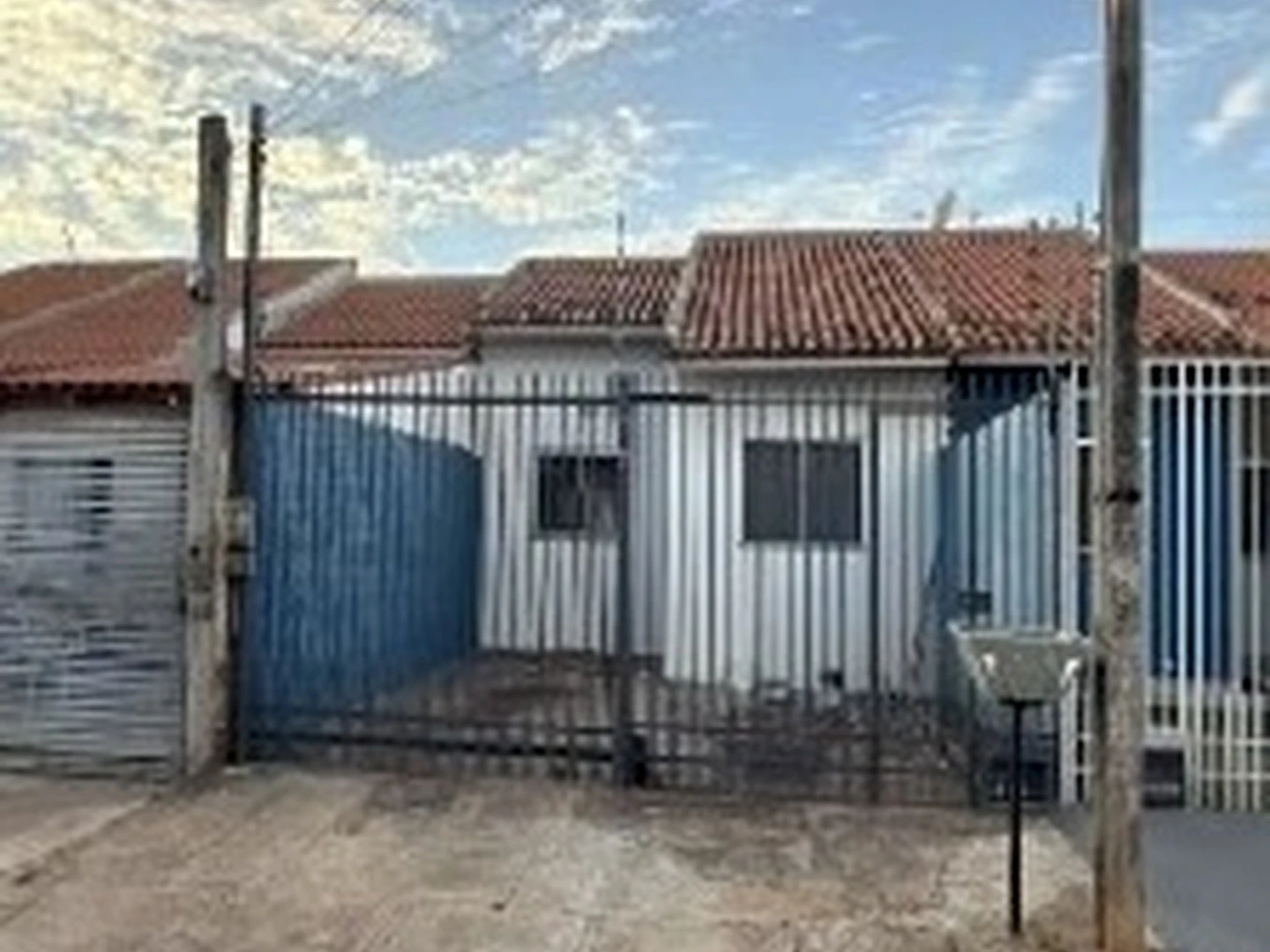 Casa - Luis Eduardo Magalhaes, BA - foto 1