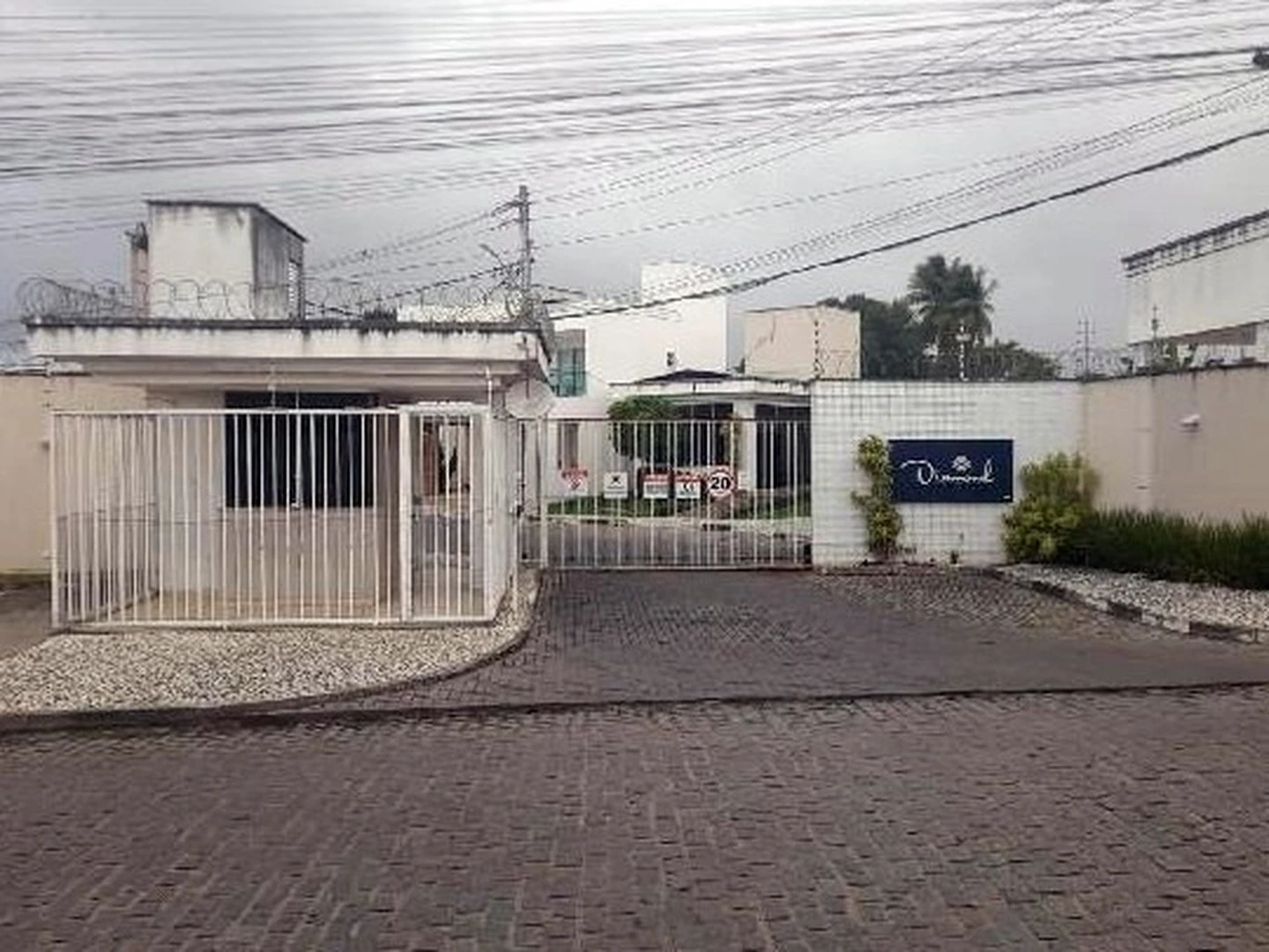 Casa - Feira De Santana, BA - foto 1