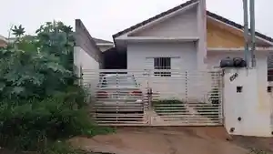 Casa - Cotia, SP