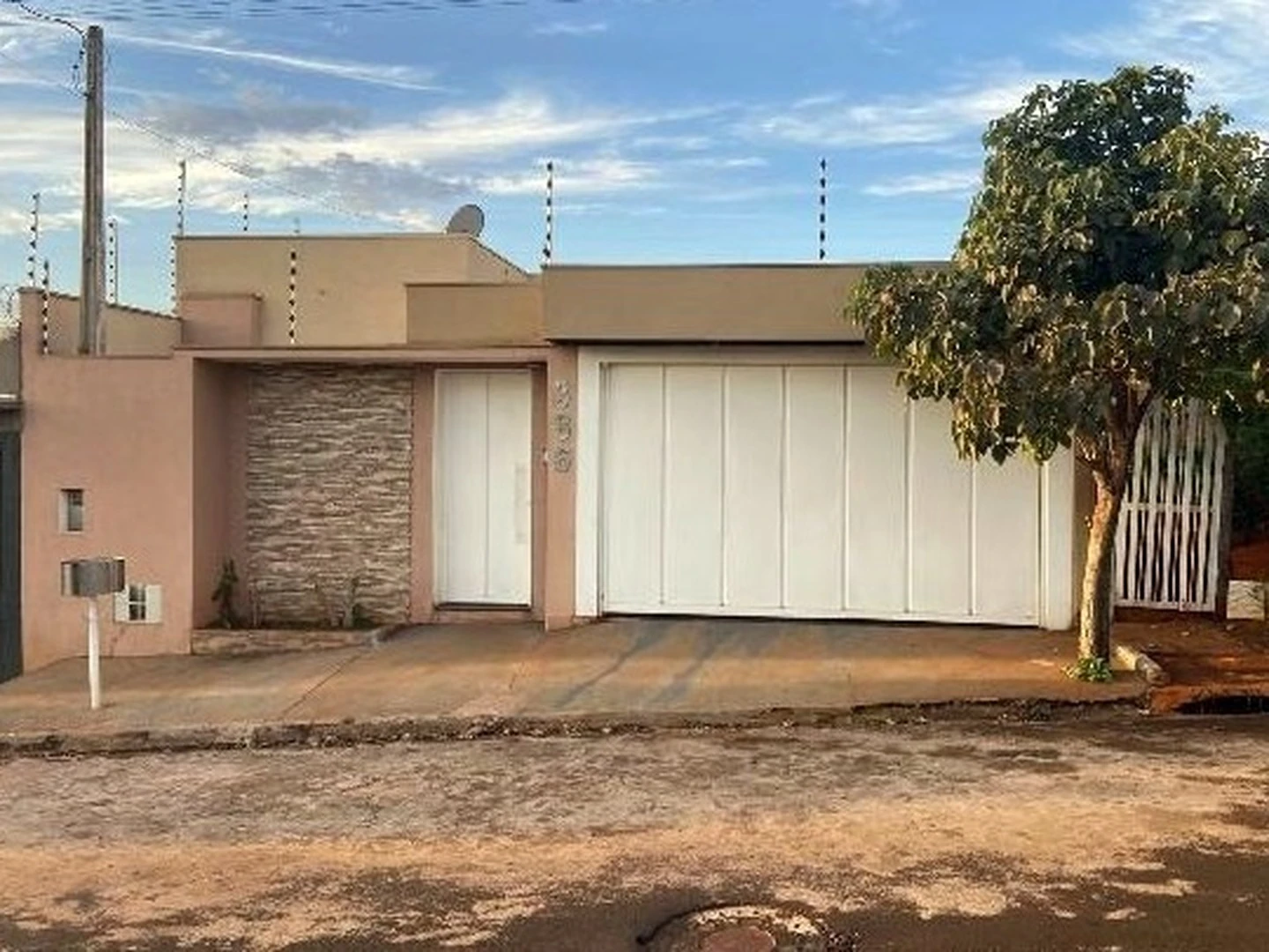 Casa - Igarapava, SP - foto 1