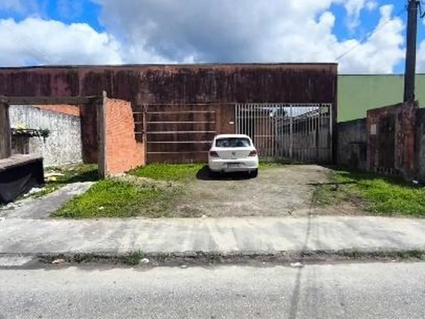 Casa - Paranagua, PR - foto 1