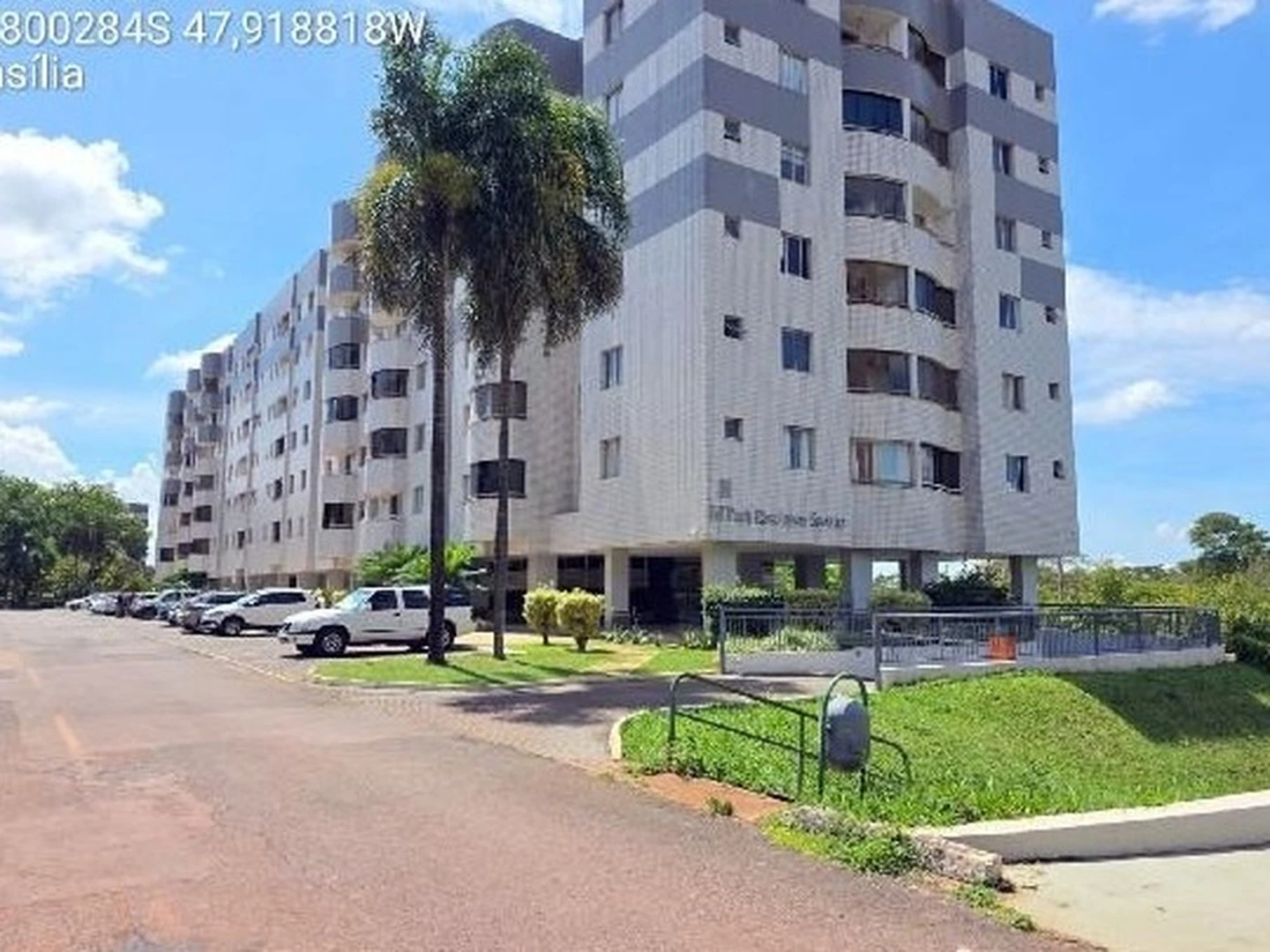 Apartamento - Brasilia, DF - foto 1