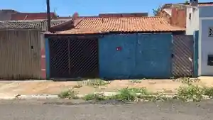 Casa - Ourinhos, SP