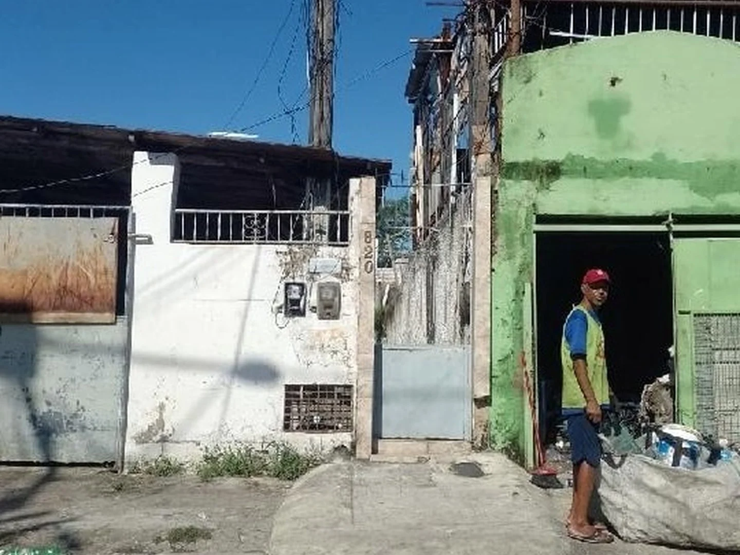Casa - Sao Goncalo, RJ - foto 1