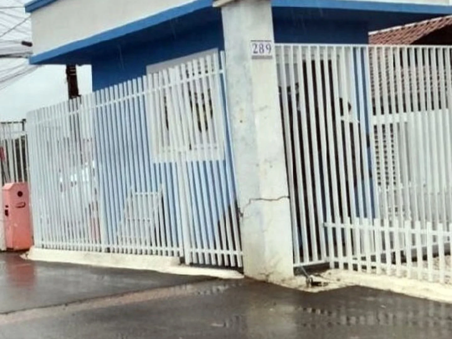 Casa - Fazenda Rio Grande, PR - foto 1