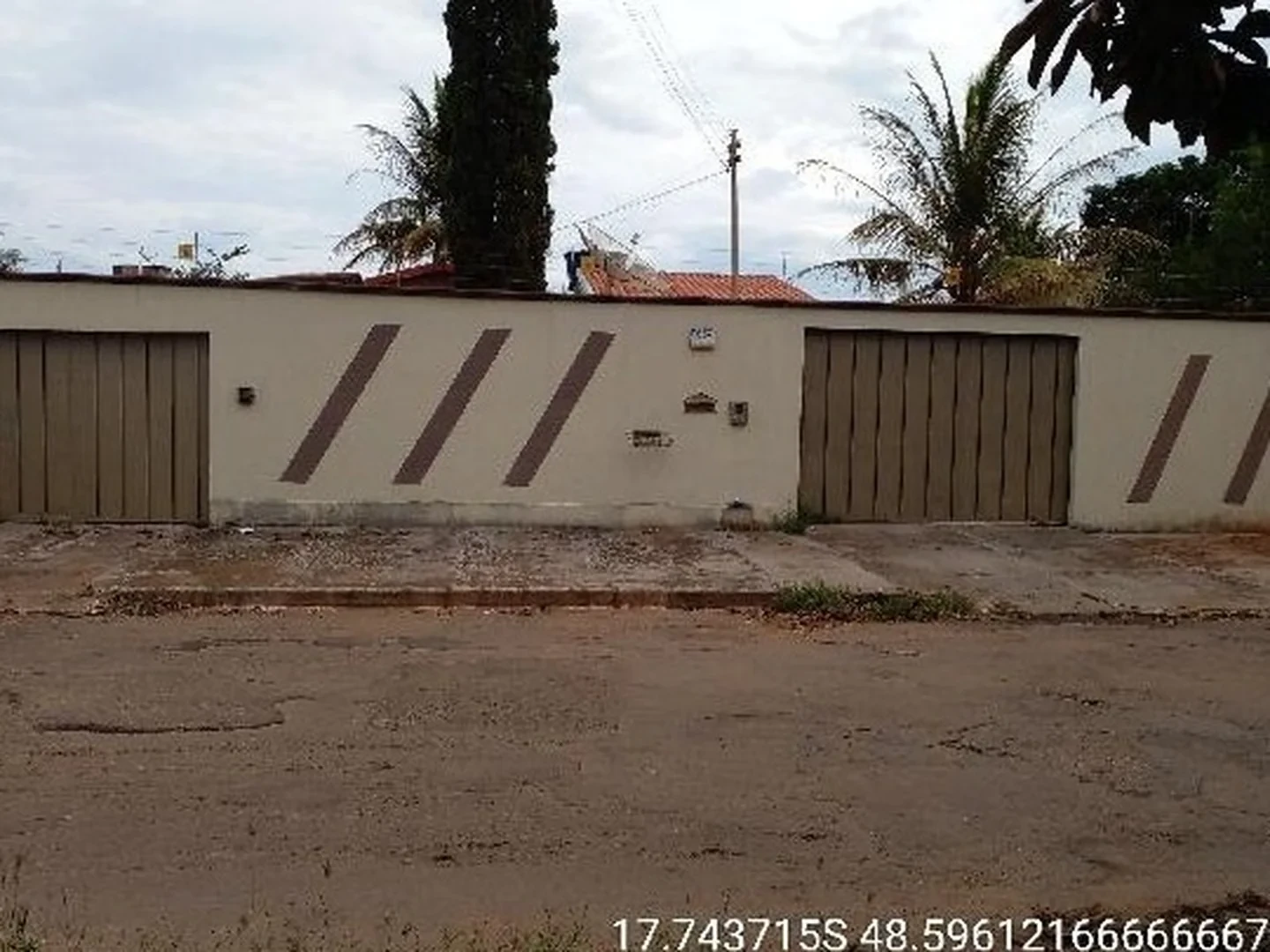 Casa - Caldas Novas, GO - foto 1