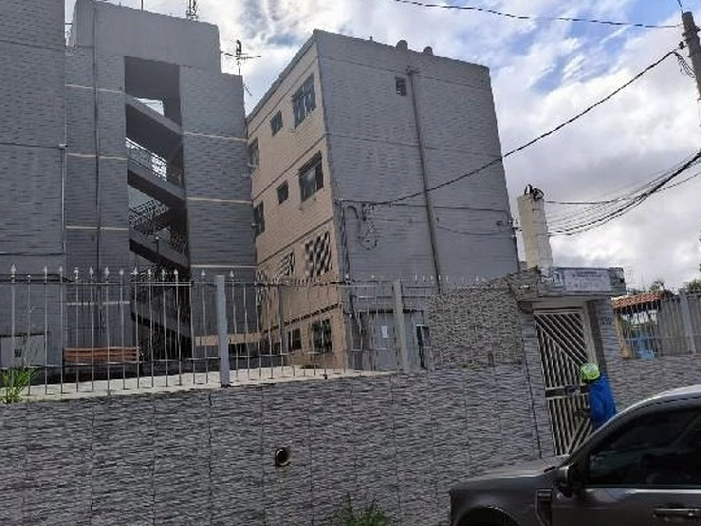 Apartamento - Carapicuiba, SP - foto 1