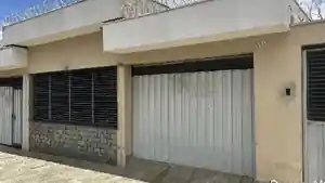 Casa - Passos, MG