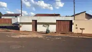 Casa - Guaira, SP