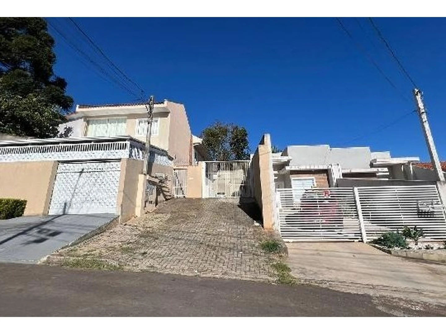 Casa - Fazenda Rio Grande, PR - foto 1