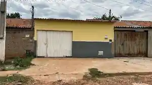 Casa - Santo Antonio Do Descoberto, GO