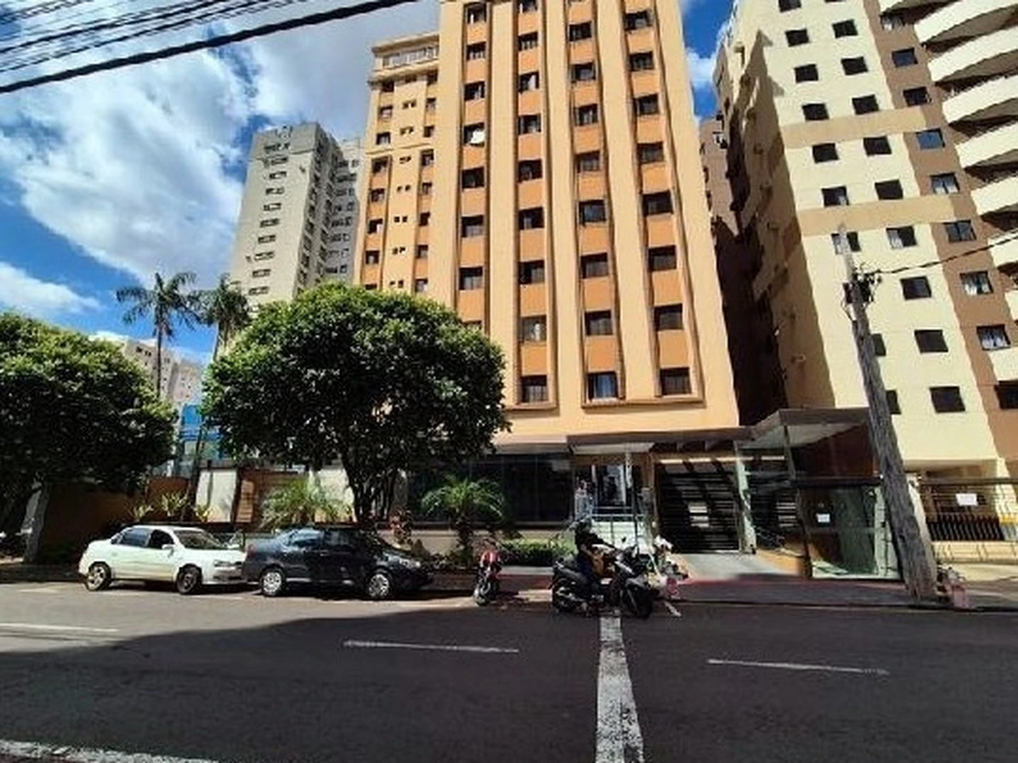 Apartamento - Londrina, PR - foto 1
