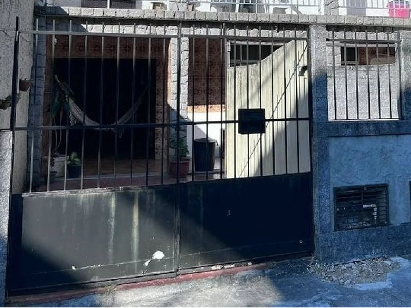 Casa - Sao Goncalo, RJ - foto 1