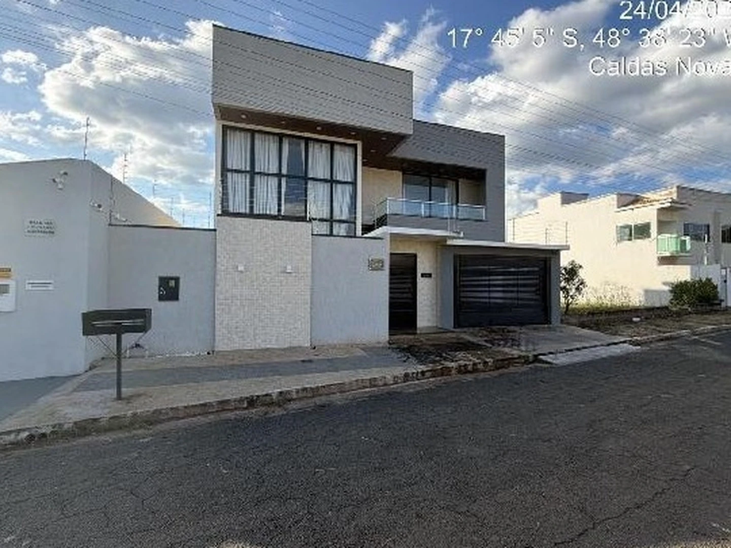 Casa - Caldas Novas, GO - foto 1