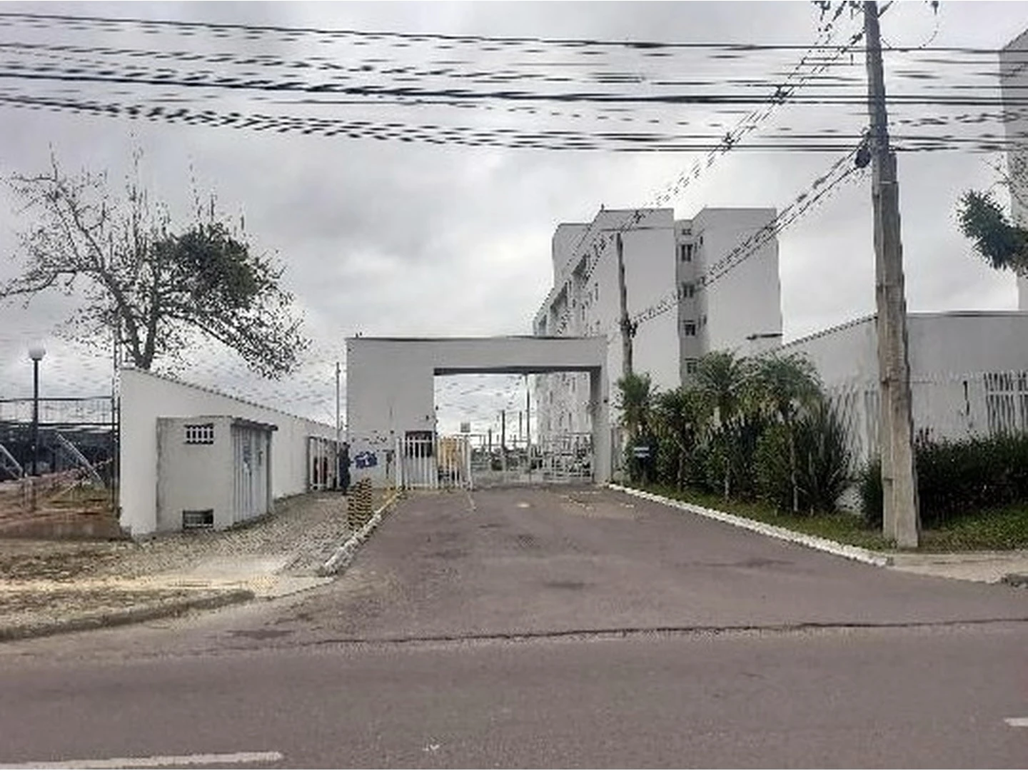 Apartamento - Sao Jose Dos Pinhais, PR - foto 1