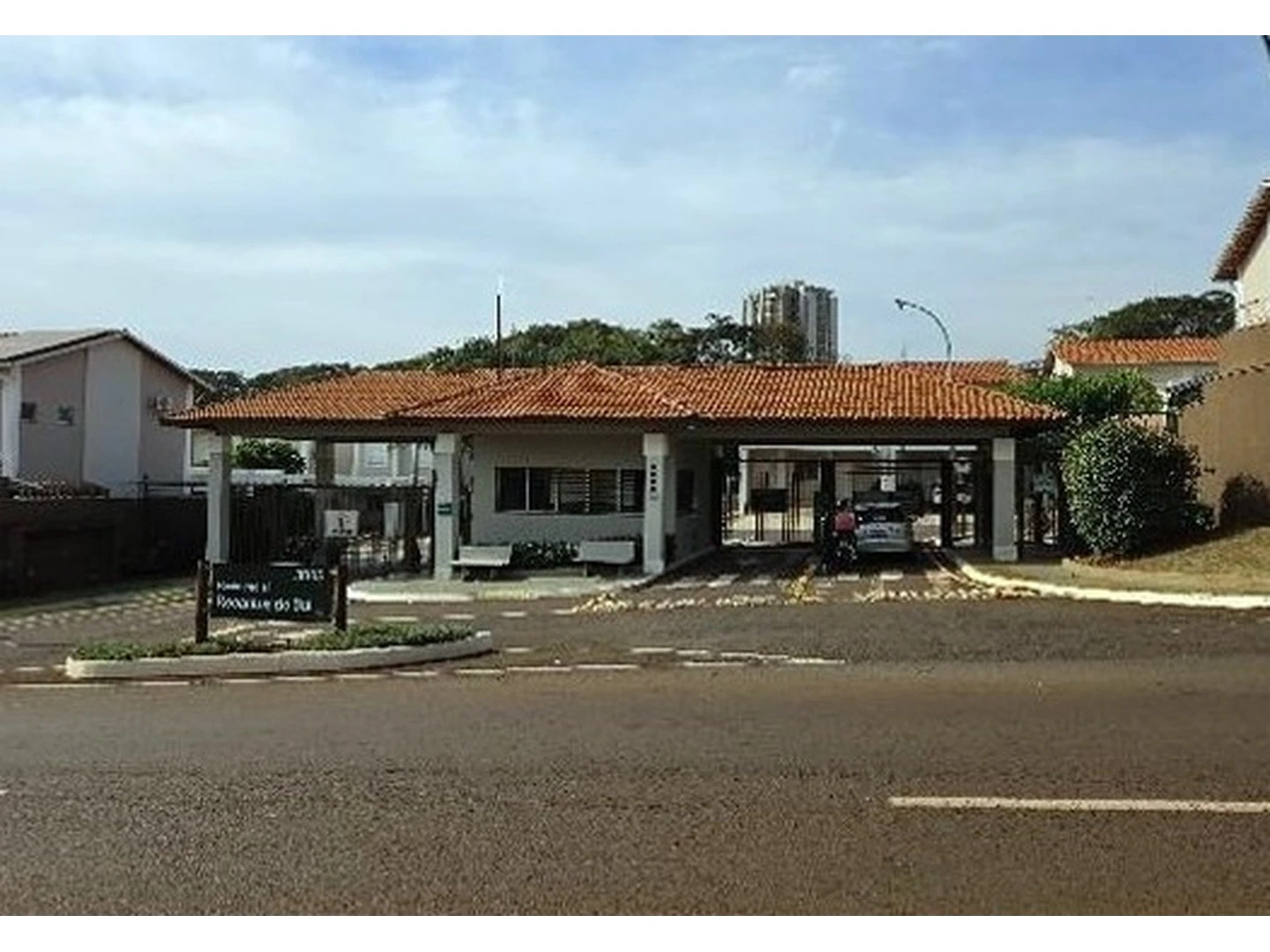 Casa - Ribeirao Preto, SP - foto 1