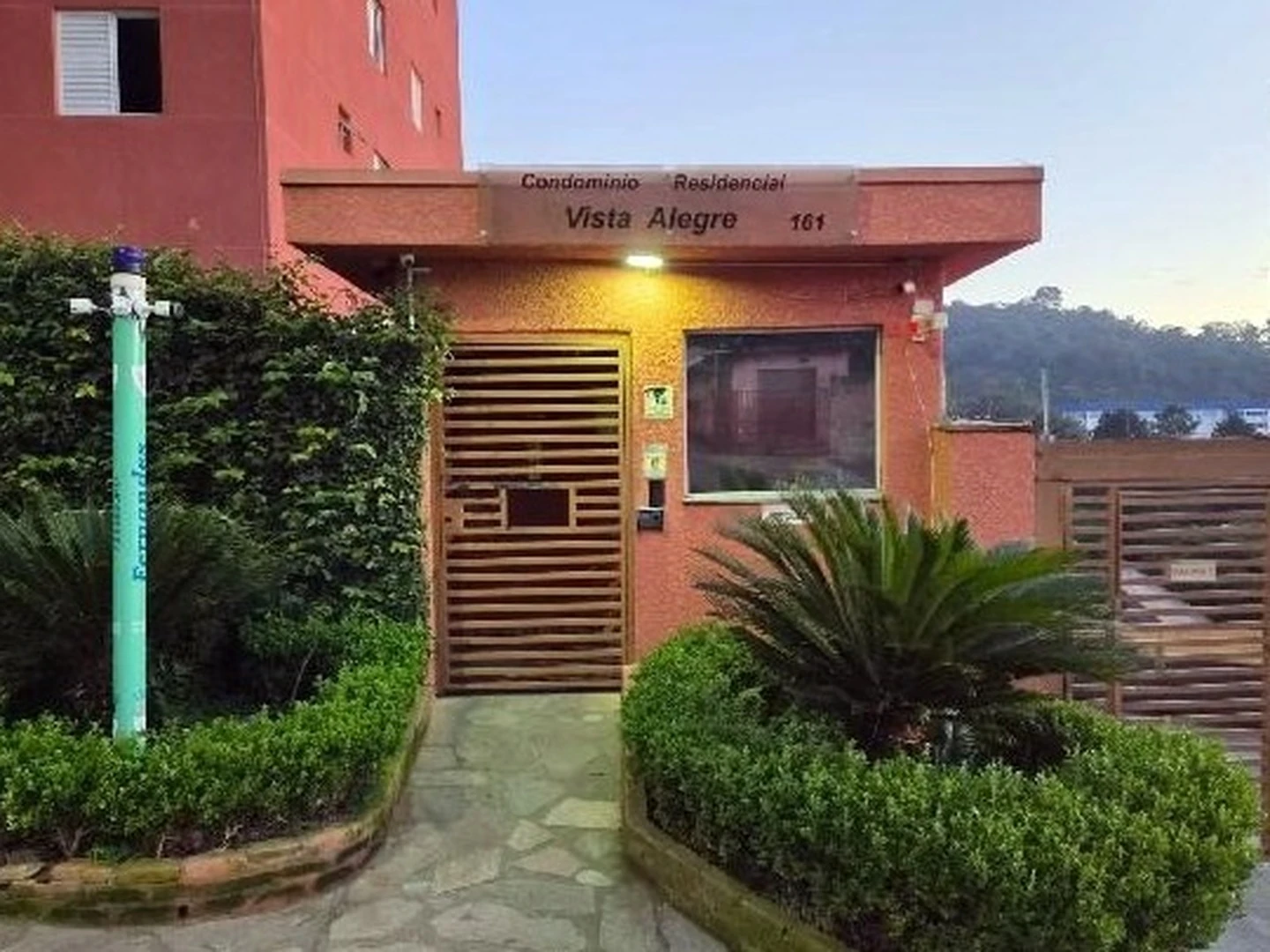 Apartamento - Embu Das Artes, SP - foto 1