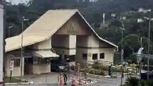 Casa - Esmeraldas, MG