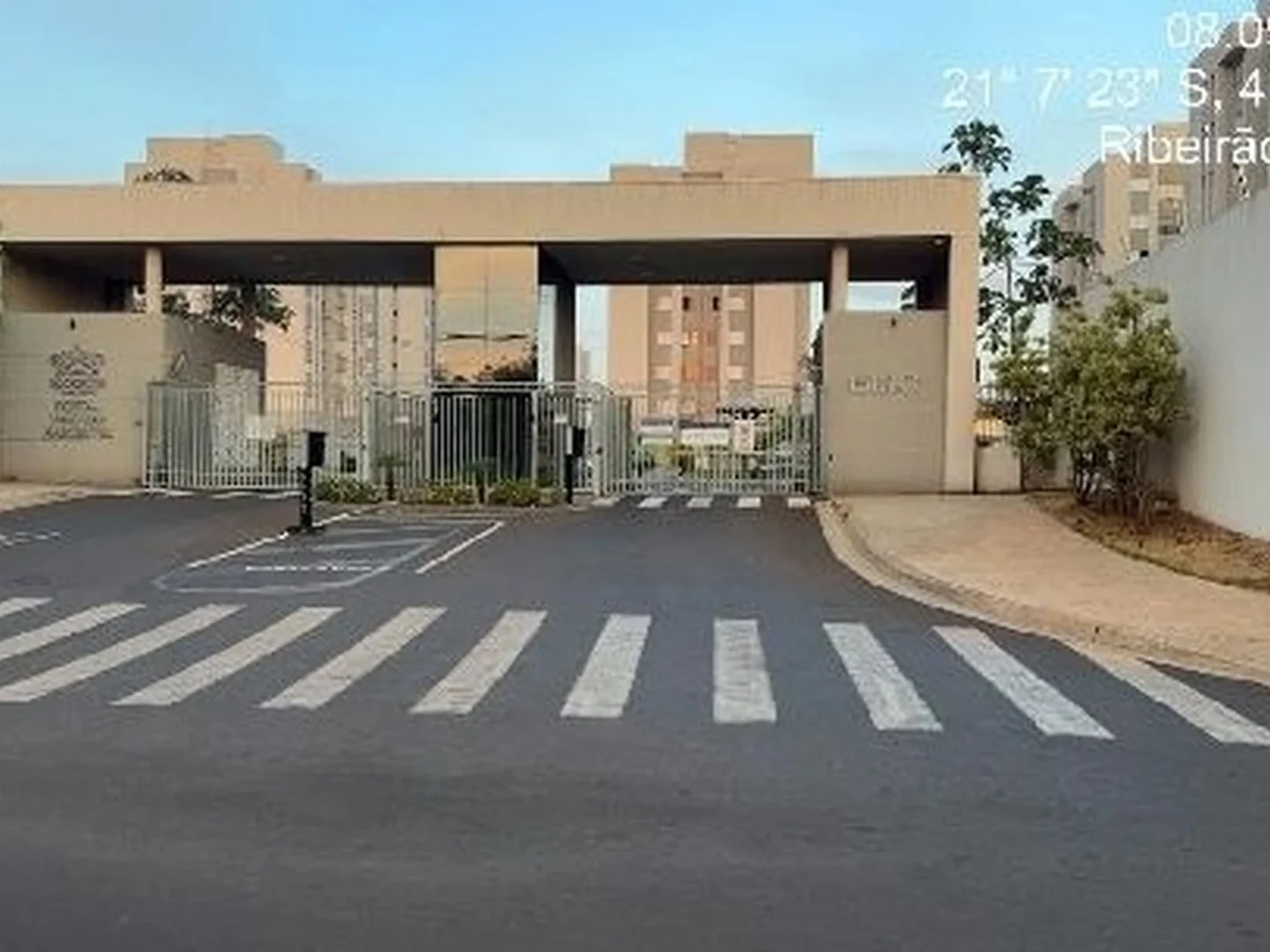Apartamento - Ribeirao Preto, SP - foto 1