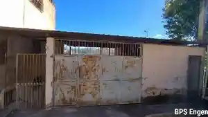 Casa - Muriae, MG