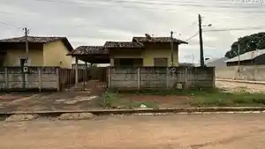 Casa - Barro Alto, GO