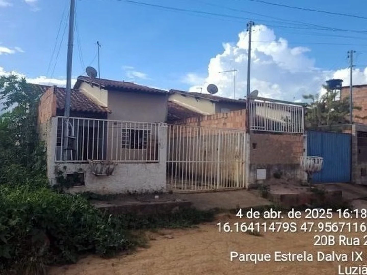 Casa - Luziania, GO - foto 1