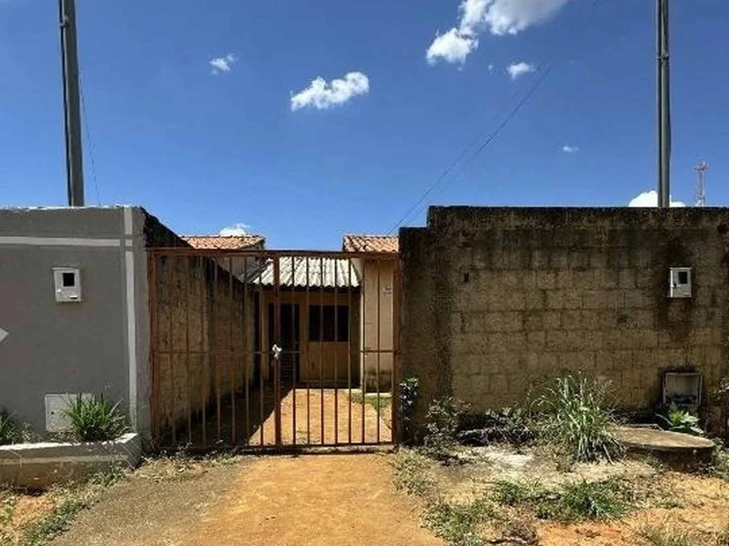 Casa - Luziania, GO - foto 1
