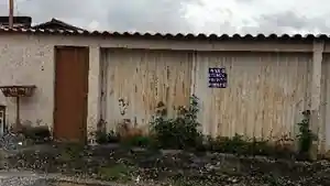 Casa - Esmeraldas, MG