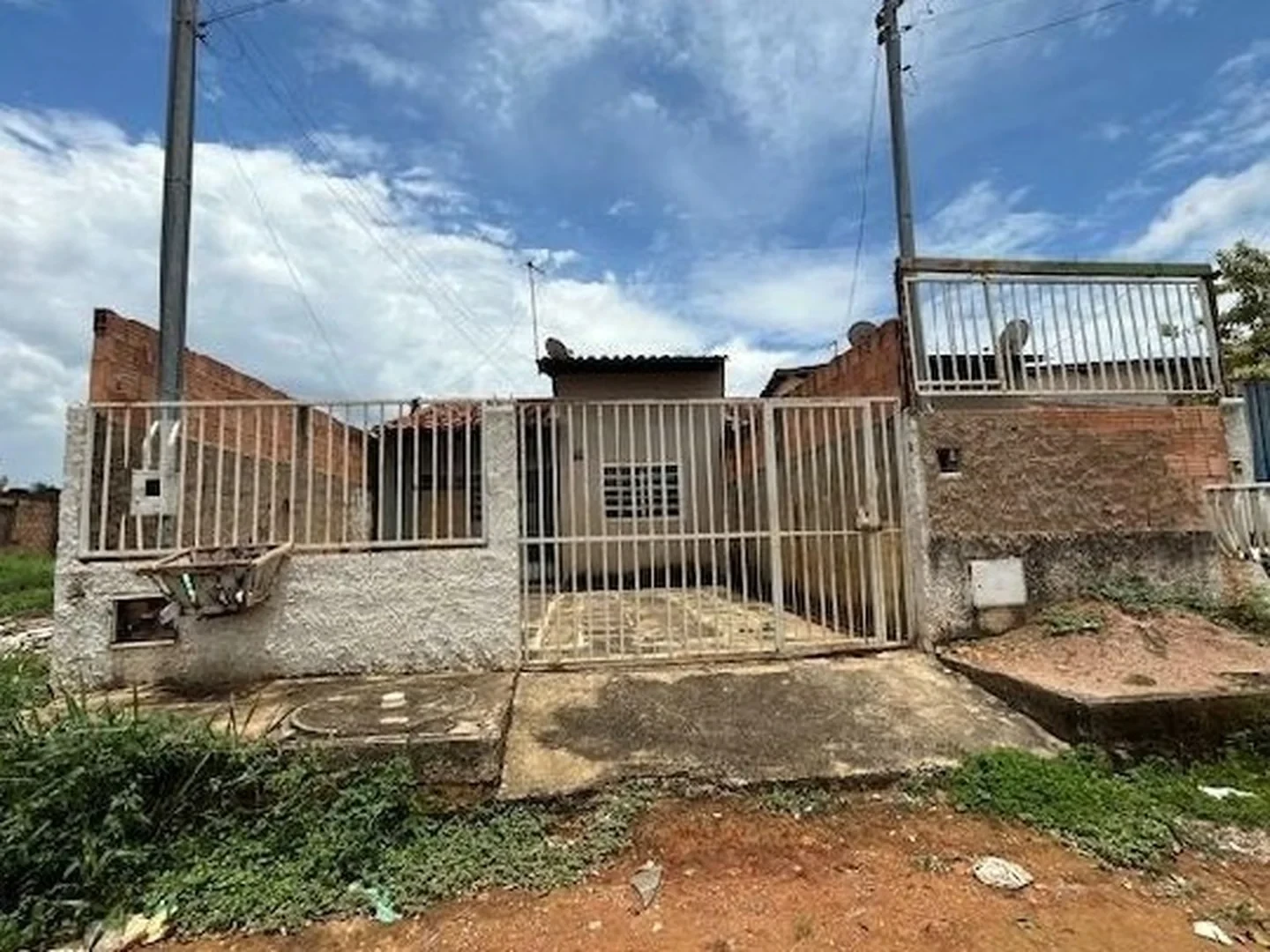 Casa - Luziania, GO - foto 1