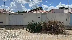 Casa - Serra Do Ramalho, BA