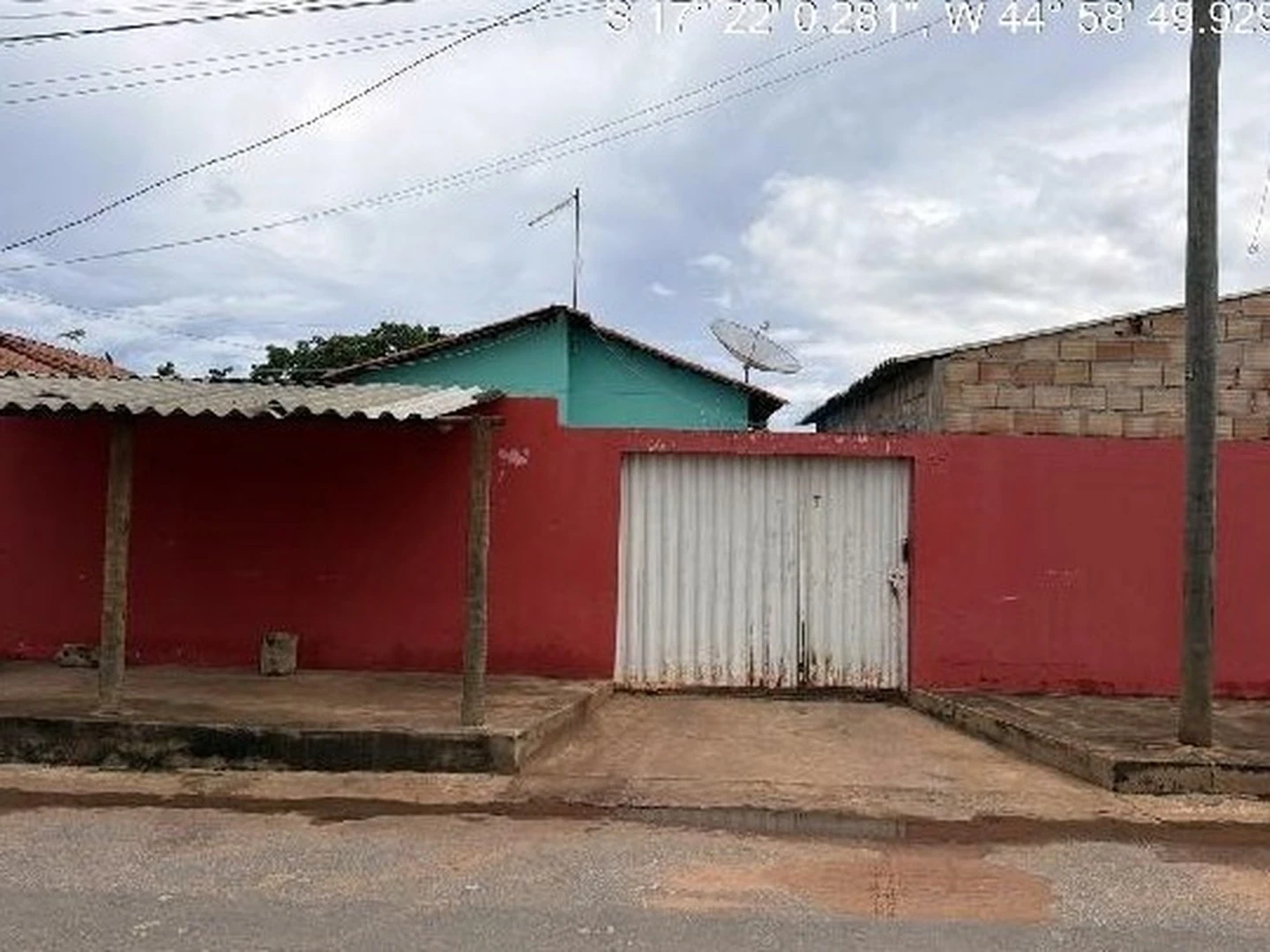 Casa - Buritizeiro, MG - foto 1