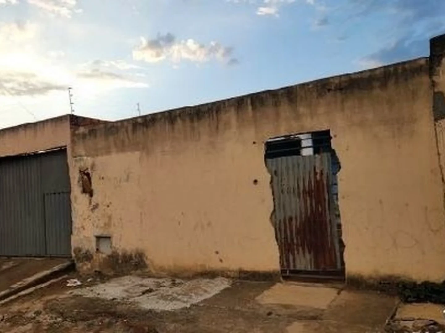 Casa - Luziania, GO - foto 1