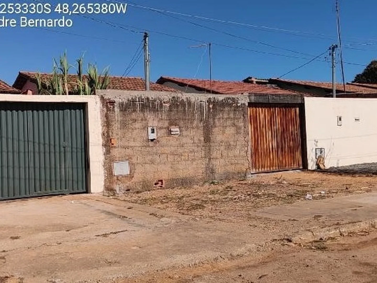Casa - Padre Bernardo, GO - foto 1