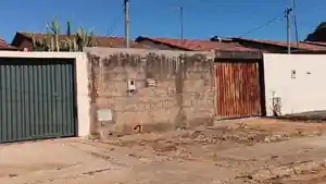 Casa - Padre Bernardo, GO