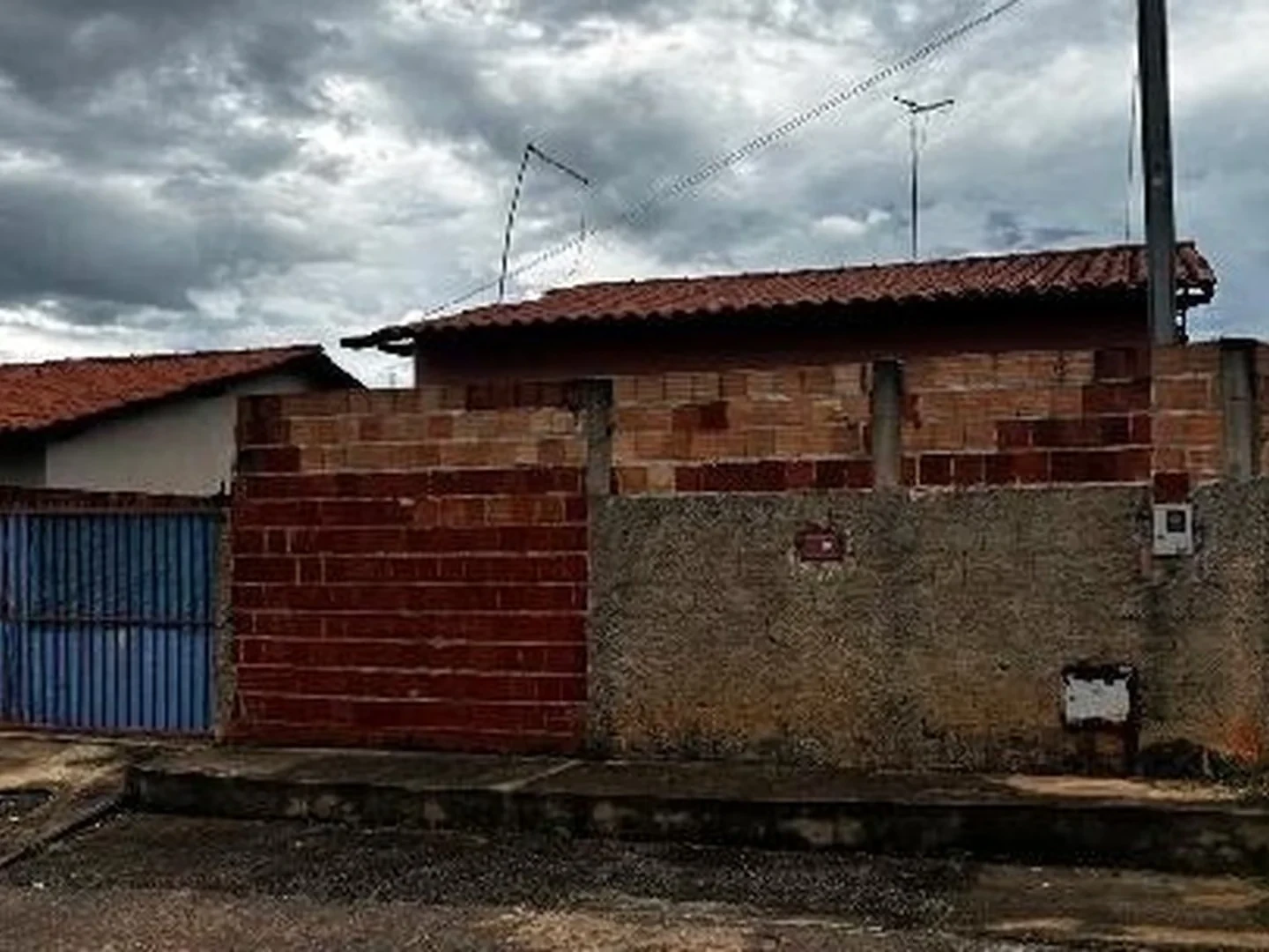 Casa - Aguas Lindas De Goias, GO - foto 1