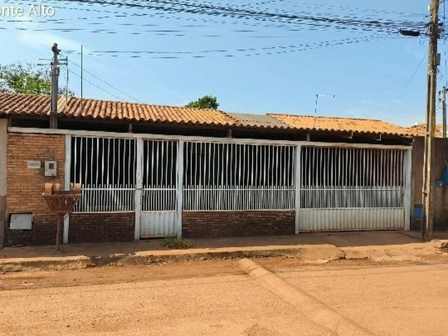 Casa - Padre Bernardo, GO - foto 1