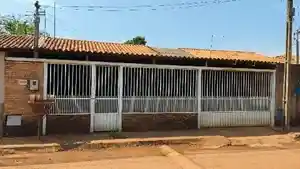 Casa - Padre Bernardo, GO