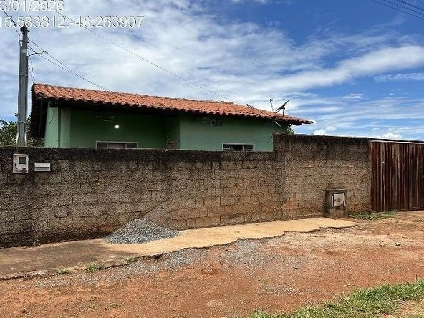Casa - Padre Bernardo, GO - foto 1