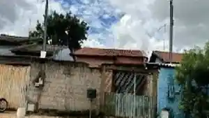 Casa - Padre Bernardo, GO