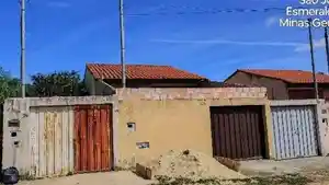 Casa - Esmeraldas, MG