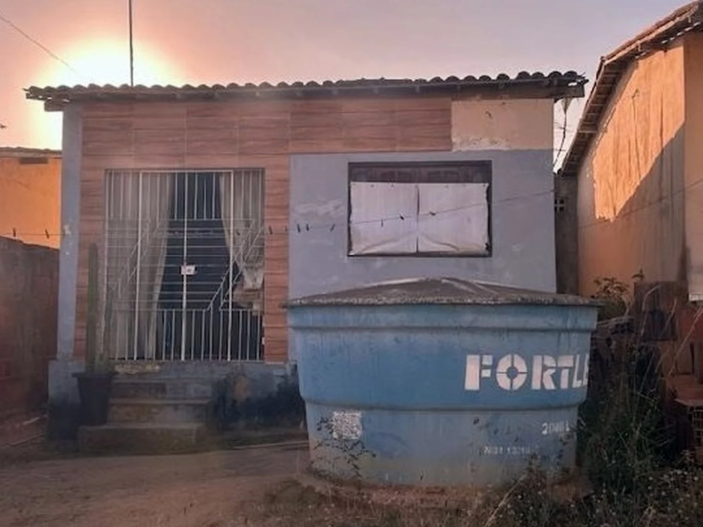 Casa - Cha De Alegria, PE - foto 1