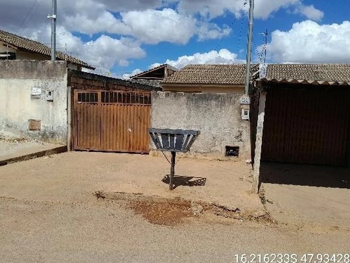 Casa - Luziania, GO - foto 1