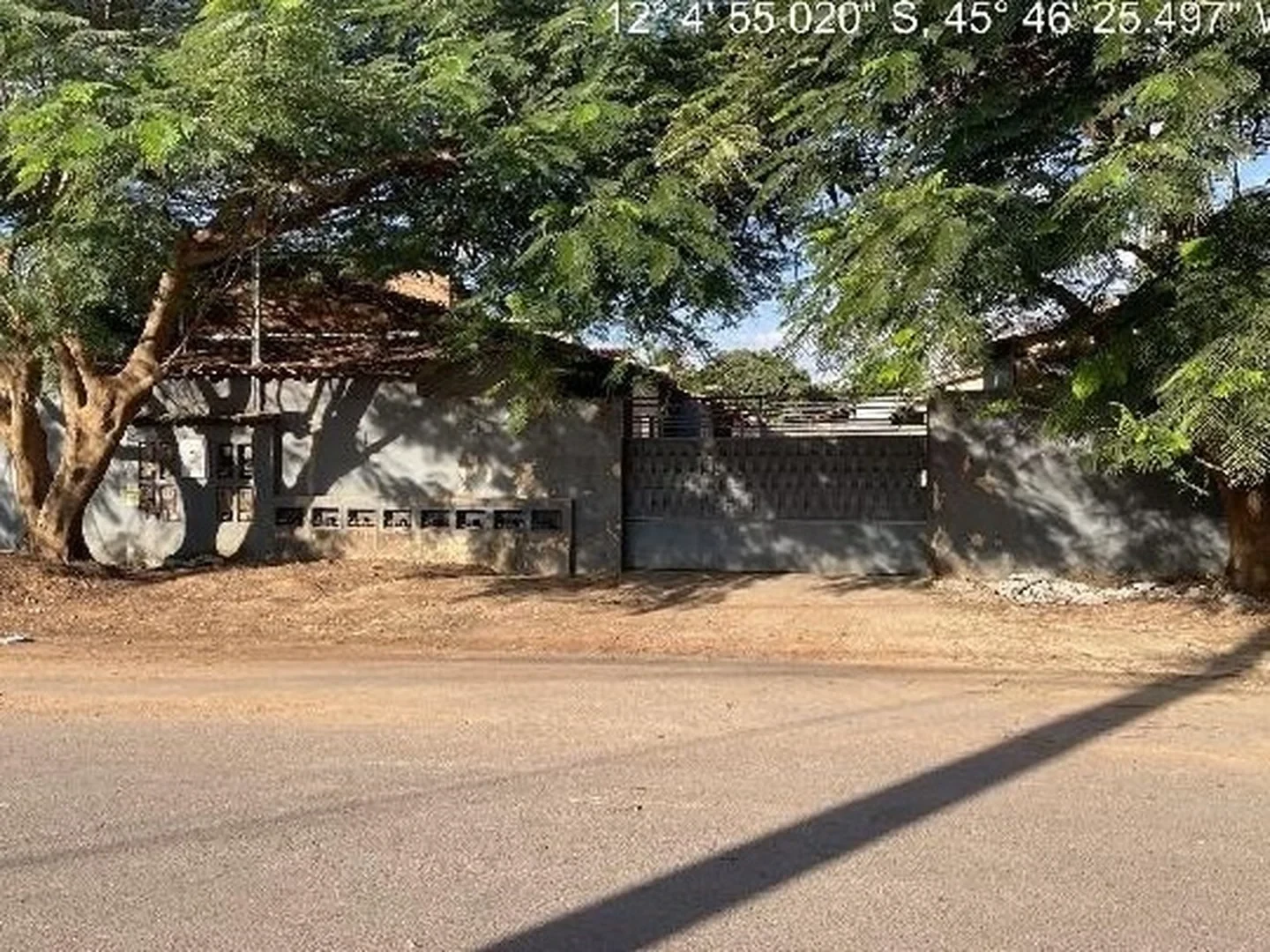 Casa - Luis Eduardo Magalhaes, BA - foto 1