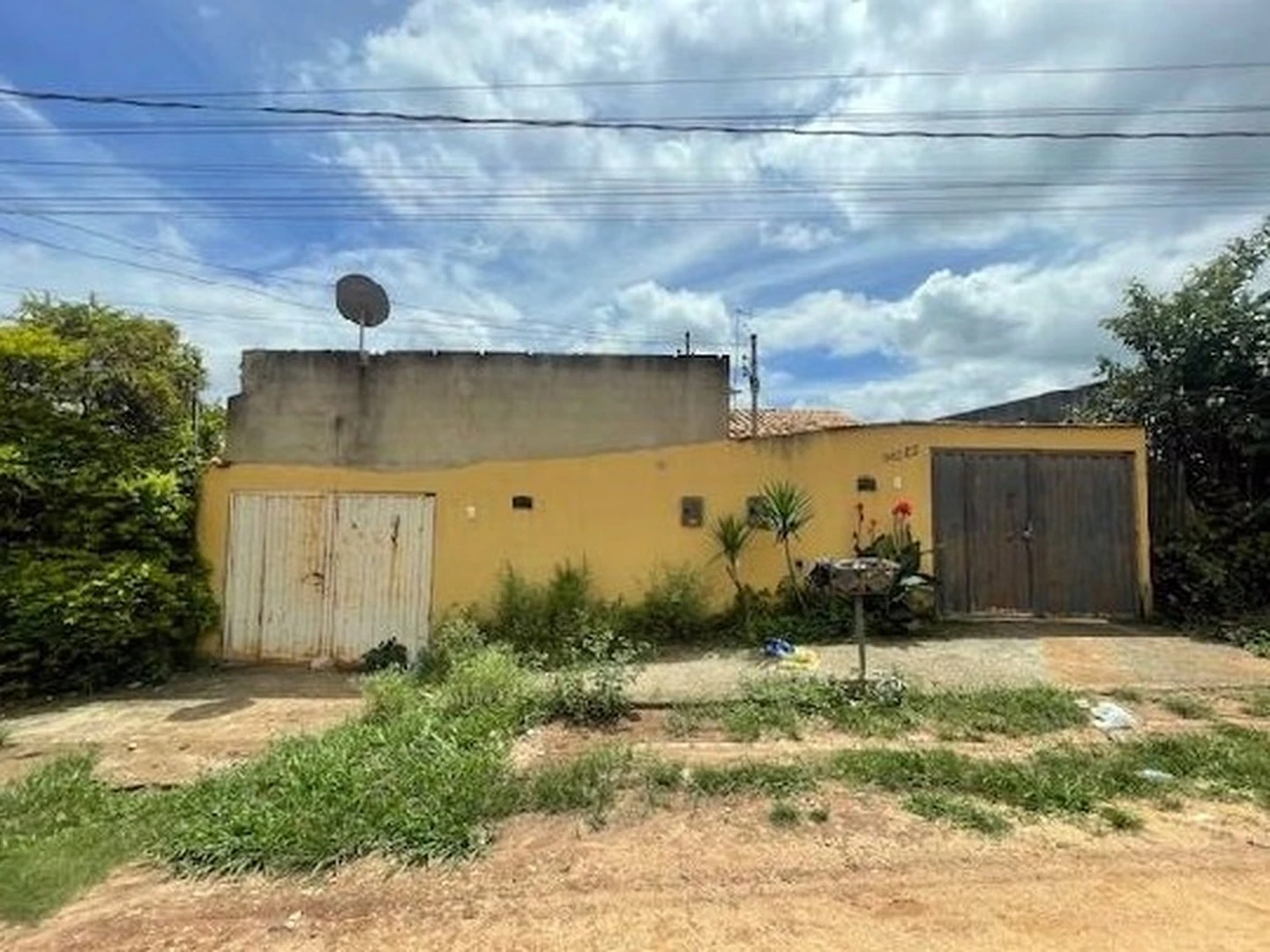 Casa - Esmeraldas, MG - foto 1