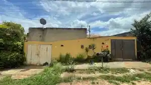 Casa - Esmeraldas, MG