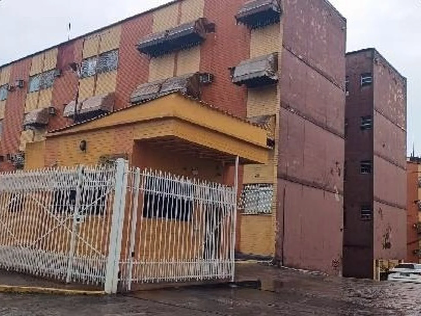 Apartamento - Sao Goncalo, RJ - foto 1