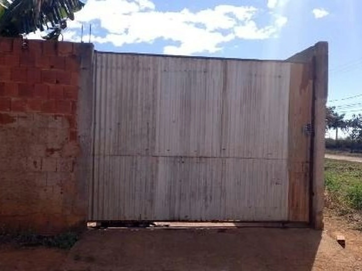 Casa - Padre Bernardo, GO - foto 1