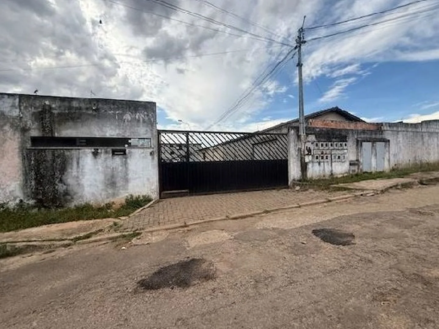 Casa - Luziania, GO - foto 1